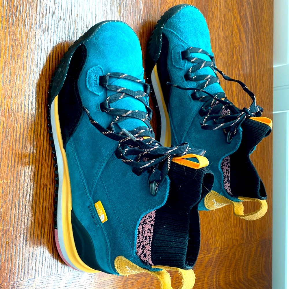 North Face hiking shoes. Just purchased one year ago & perfect condition.